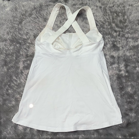 Lululemon Top Speed Tank White Size ? (no inserts) - Picture 2 of 4